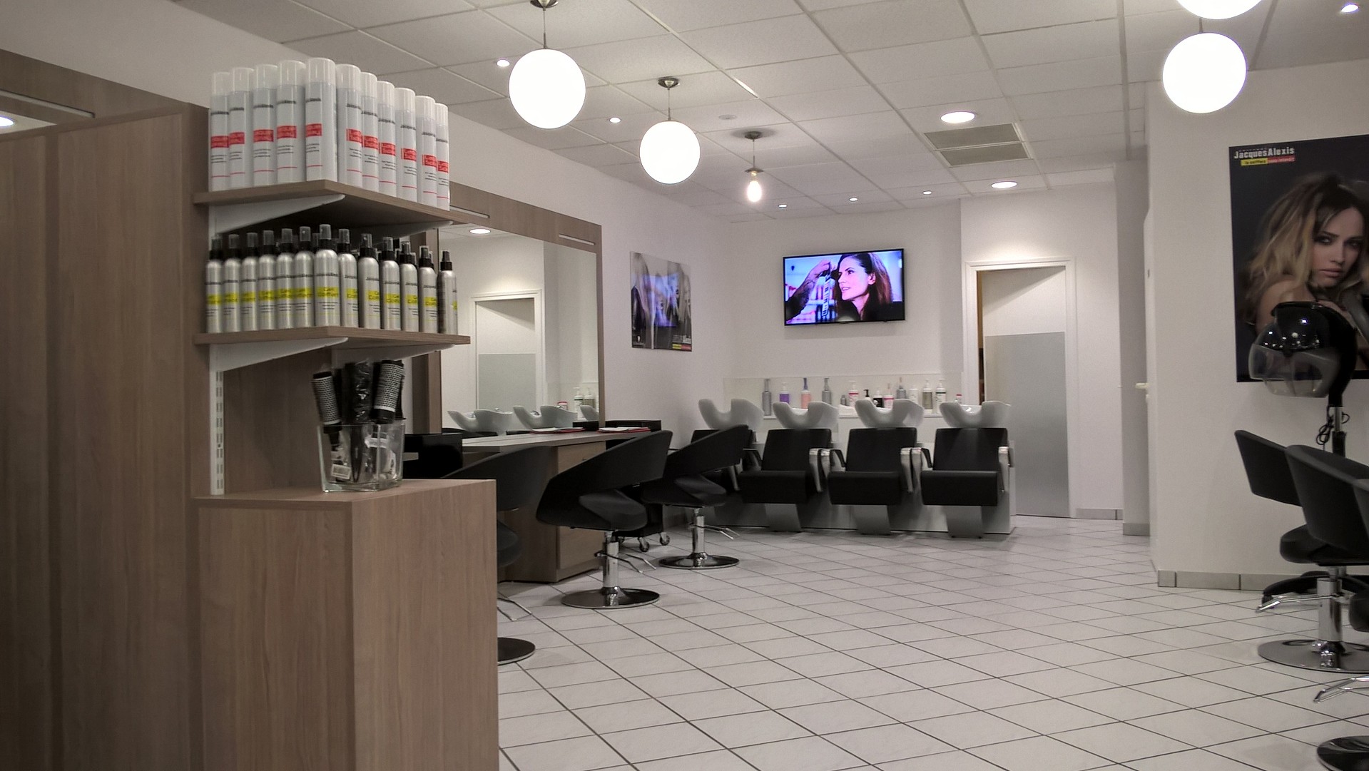 salon-coiffure-jacques-alexis-thiers-shampoing